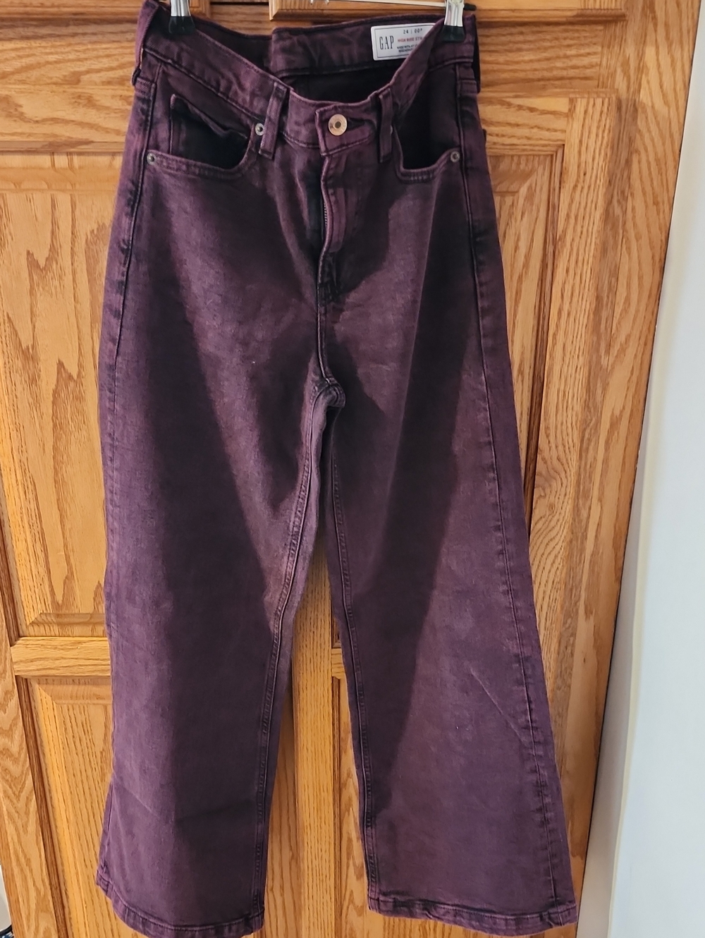 GAP Women's High Rise Stride Burgundy/Plum/Black Wide-Leg Jeans Size 24 / 00 P